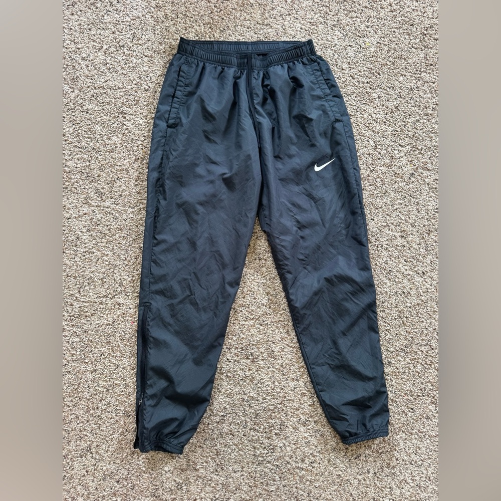 Nike Black Womens/Unisex Jogger/trackpants with White Swoosh
